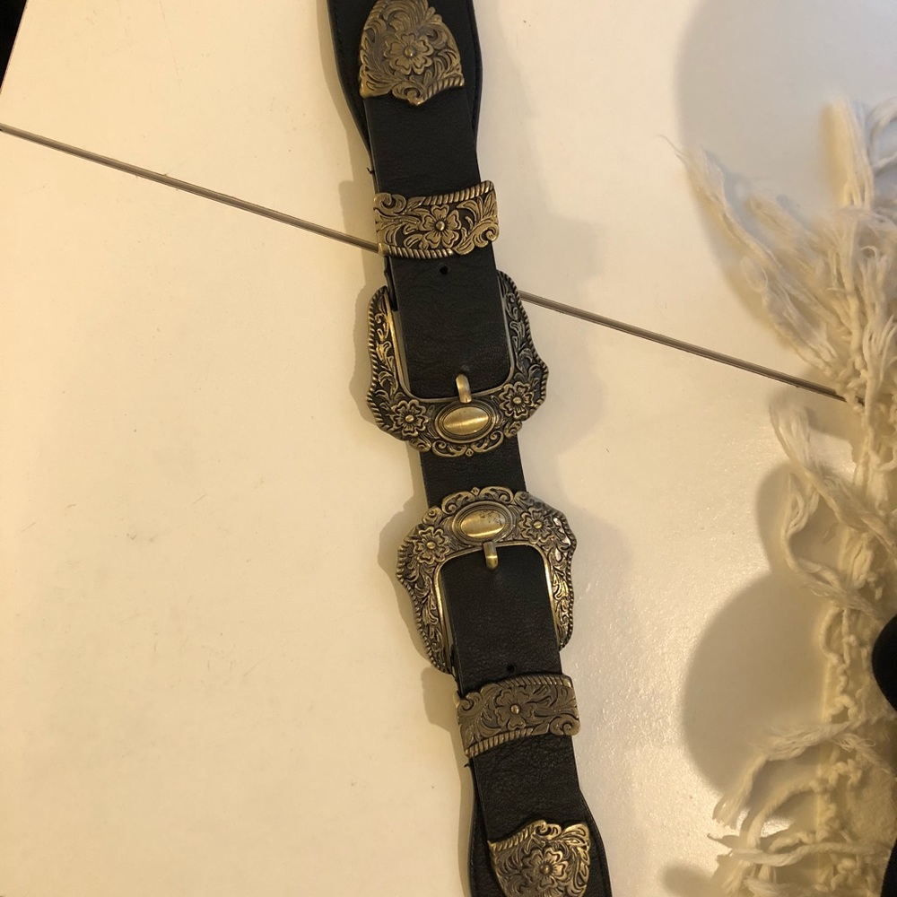 Double buckle belt